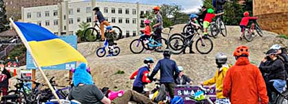 Bicycle pump track