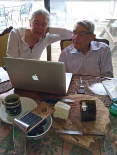 Computer couple