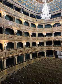 Teatru Manoel exterior