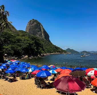 Rio Carnaval - Praia Vermelha (Red Beach)