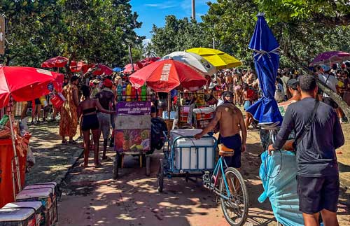 Rio Carnival venders