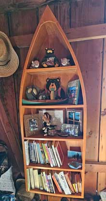 Oegon cabin library